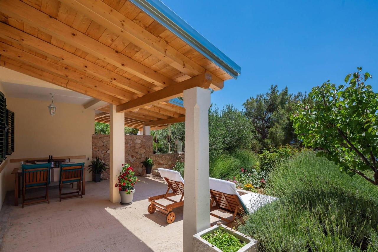 Silvana Apartamento Sveta Nedelja (Hvar)