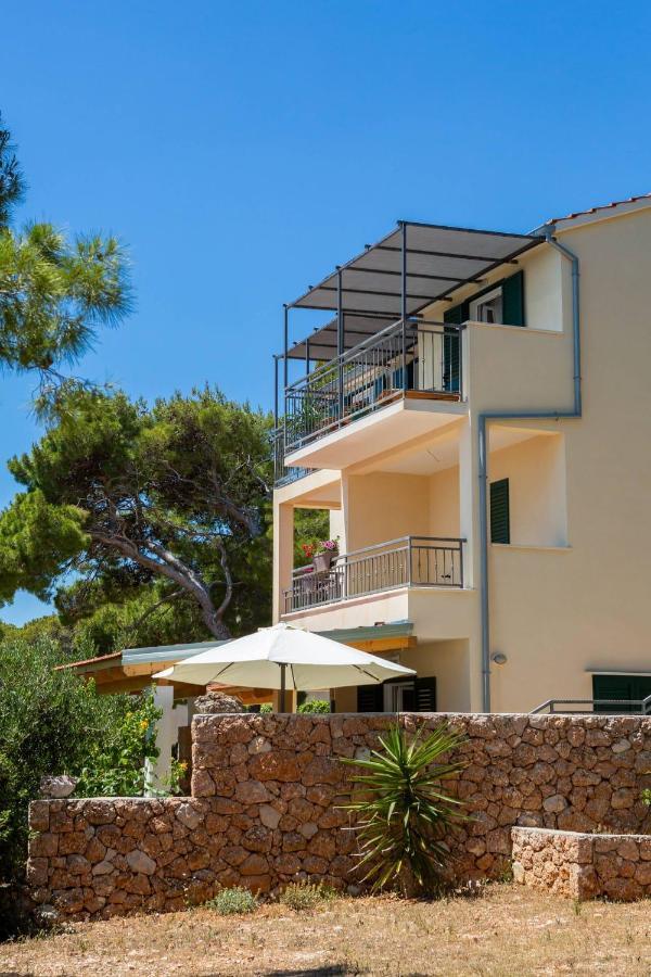 Silvana Apartamento Sveta Nedelja (Hvar)